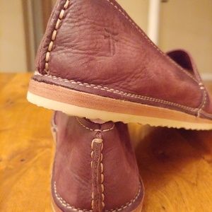 FRYE Suede shoes